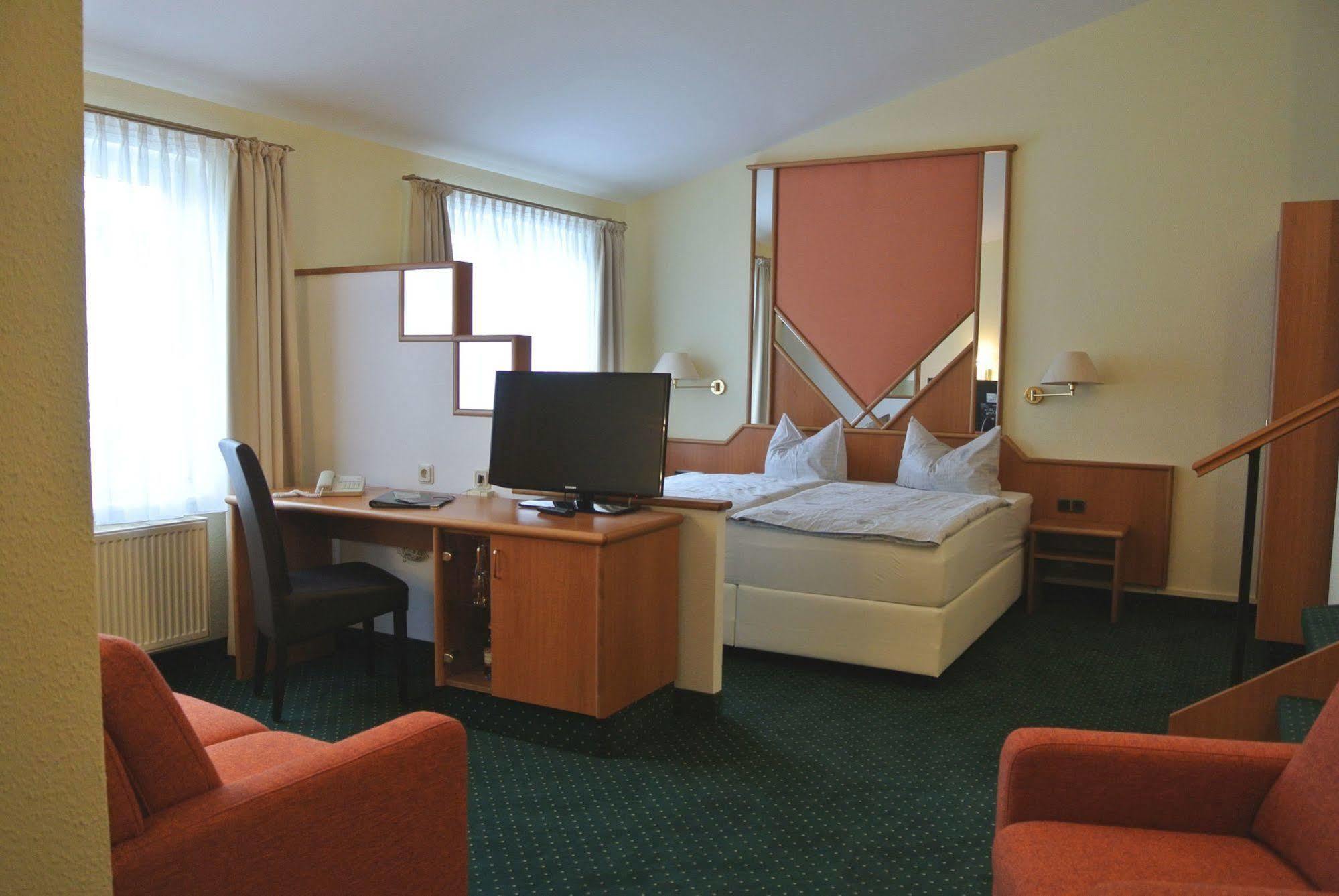 Hotel Evabrunnen Bischofswerda Exteriör bild