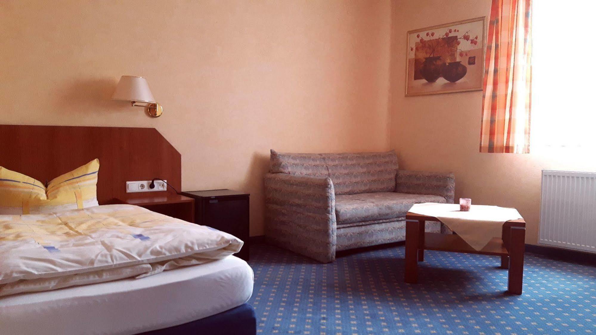 Hotel Evabrunnen Bischofswerda Exteriör bild